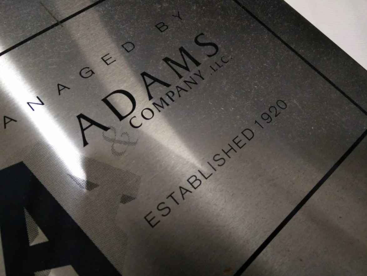 Metal Printing – Custom UV Printed Metal Panels, Plaques & Displays for Indoor and Outdoor Branding by INFOCUS, Dubai