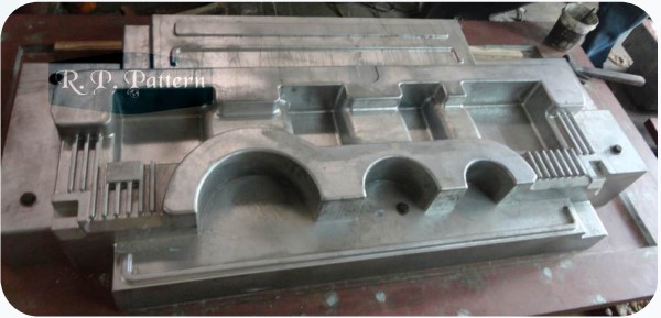 Precision Aluminium Pattern Manufacturing Service for Foundry and Metal Casting Use in Automobiles, Gearboxes, Valves, Power Press, Pipes Fitting and Engineering Industries
